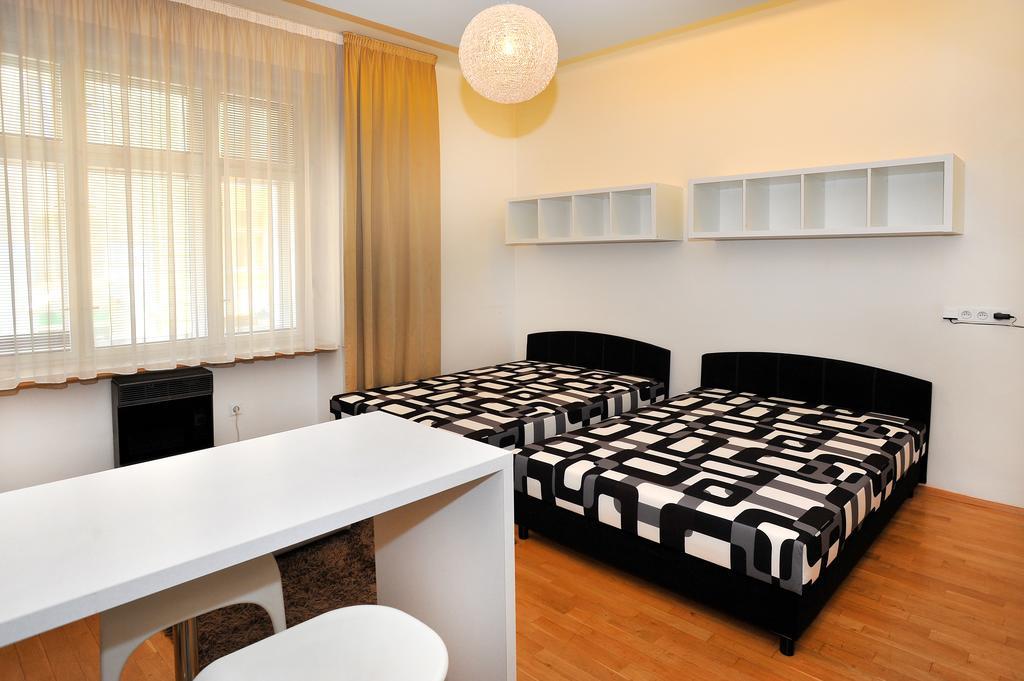 Apartment Elišky Krásnohorské Praga Quarto foto